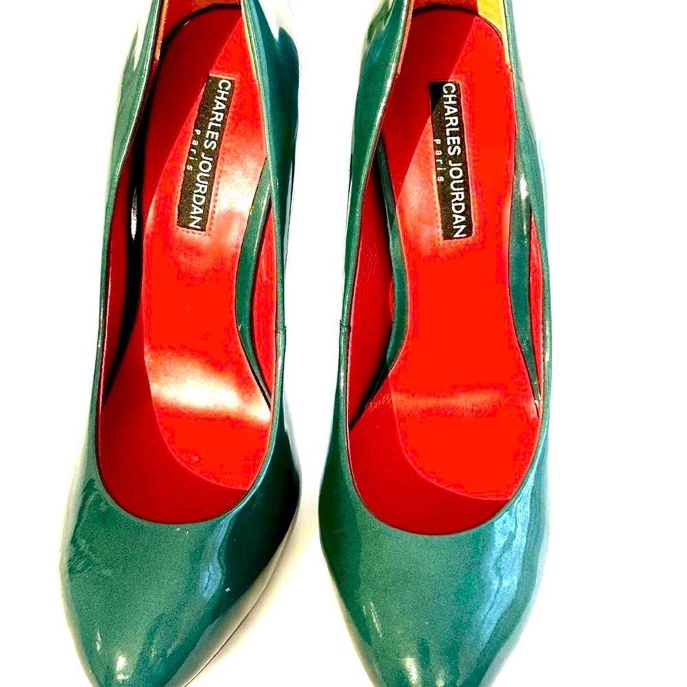 New Charles Jourdan Emerald Green Patent Leather Heels Size 7.5
